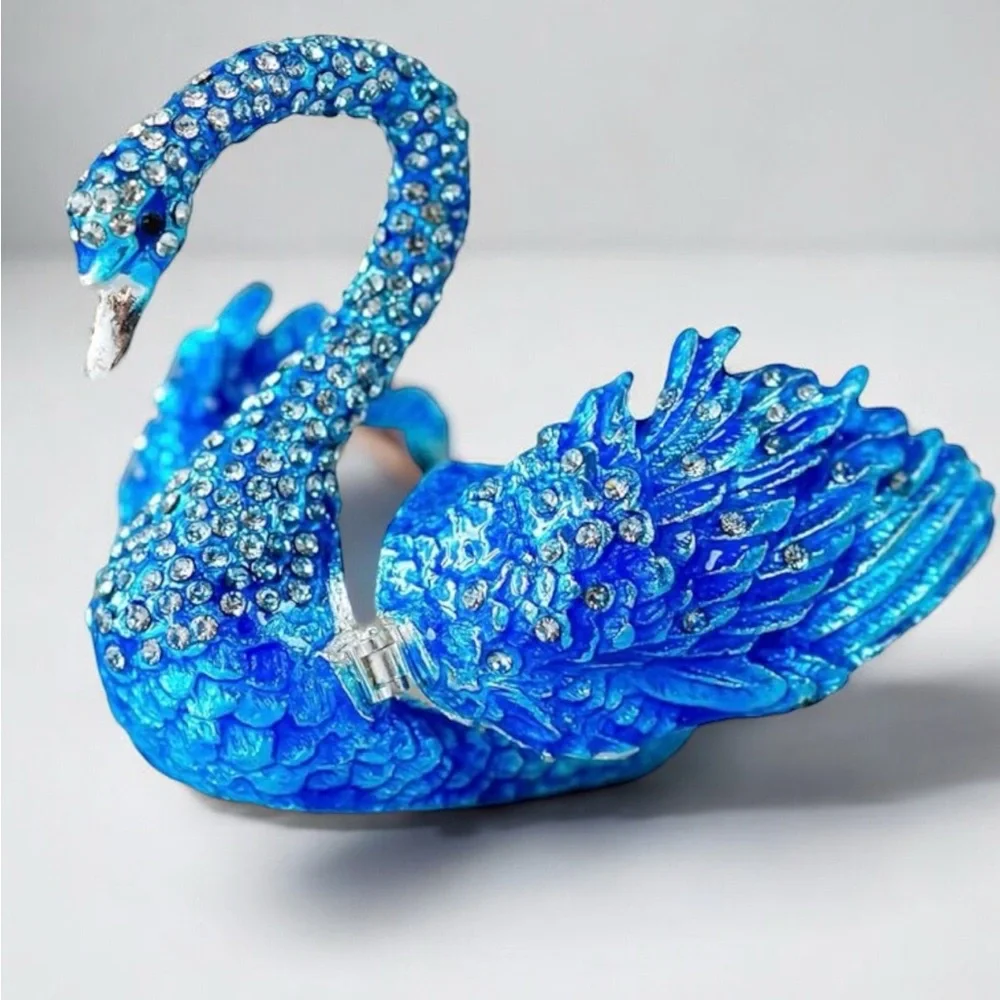 ✨ Blue Crystal Swan Trinket Box – Jeweled Keepsake & Ring Holder, Gift Idea